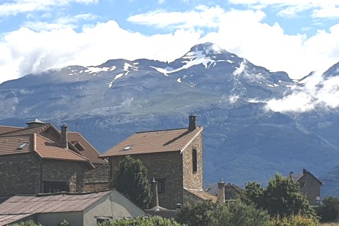 Jaca, Pirineo Aragones, Naturaleza, Románico, Gastronomia — photo 3