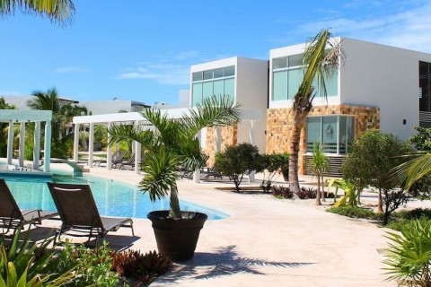 Sea front beautiful complex, with villas and apartments, in front of the beautiful beach, people are very kind and helpful. — photo 16