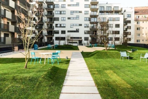 Belvedere Palace walking distance Apartment with balcony, gym, sauna and play room — photo 16
