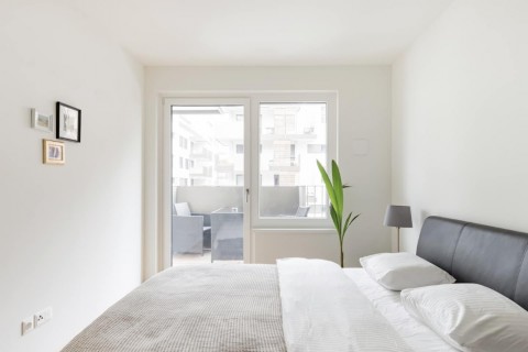 Belvedere Palace walking distance Apartment with balcony, gym, sauna and play room — photo 12