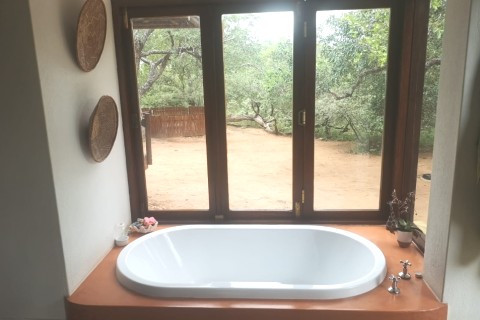 Magnifique villa au milieu des animaux — photo 12