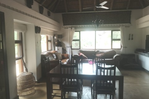 Magnifique villa au milieu des animaux — photo 3