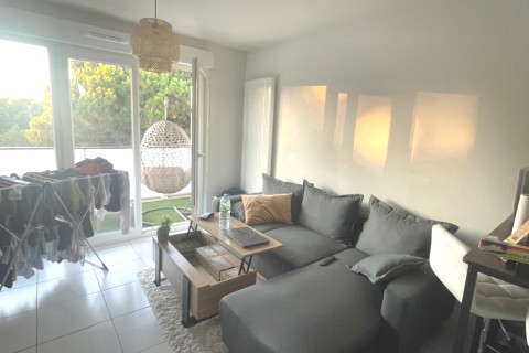 Appartement aux alentours de bordeaux avec vue sur un lac — photo 3