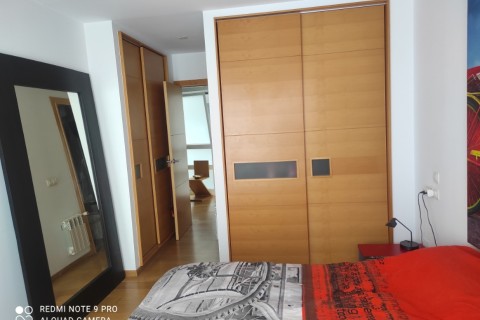 INTERCAMBIO PISO EN SANTIAGO DE COMPOSTELA POR OTRO EN BARCELONA — photo 7