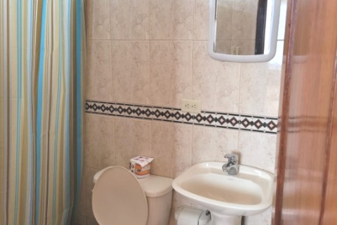 Habitación privada de hostal en Salinas — photo 4