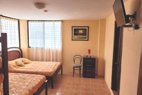 Habitación privada de hostal en Salinas — photo 6