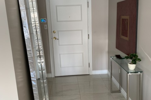 Grand appartement en face de Montréal — photo 4