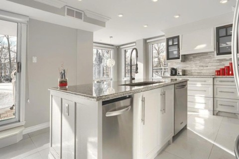 Grand appartement en face de Montréal — photo 2
