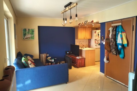 Cozy appartment in the center of Athens with huge terrace — photo 2