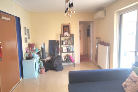 Cozy appartment in the center of Athens with huge terrace — photo 4