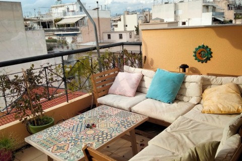 Cozy appartment in the center of Athens with huge terrace — photo 14