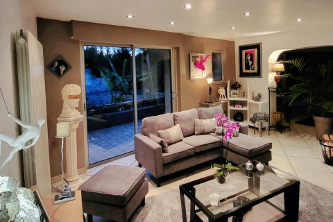 Grande Maison dans petit village d'Aveyron — foto 15