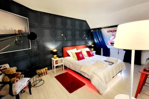Grande Maison dans petit village d'Aveyron — foto 3