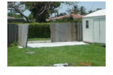 This beautiful house is located eas... — photo 9
