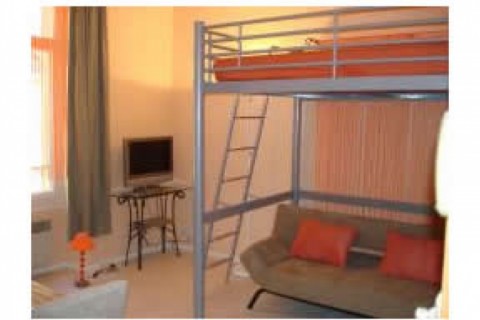 Studio situated in central Cannes — photo 5