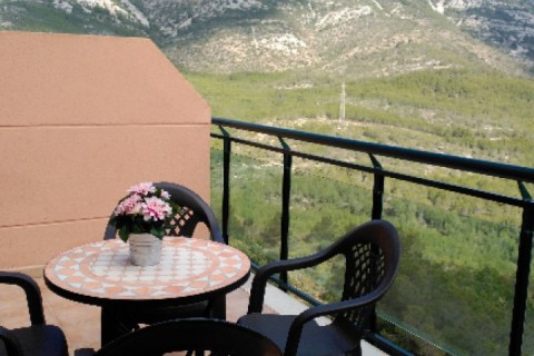 COQUETO APARTAMENTO CON ESPECTACULARES VISTAS AL MAR — photo 2