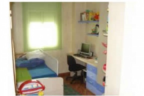 Es un piso de 85 metros, con 3 habi... — photo 3