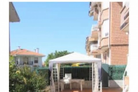 Apartamento bajo con jardin de 80m2... — photo 2