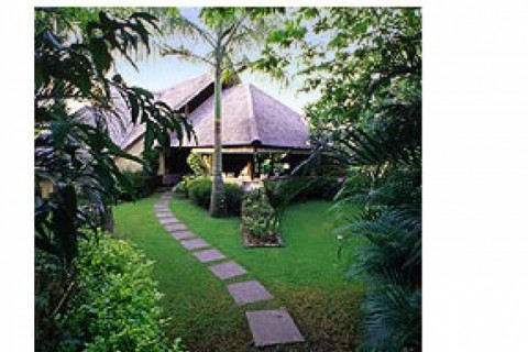 Nestled amongst the lush paddy fiel... — photo 7