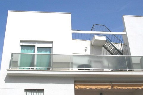 ATICO CON SOLARIUM JUNTO AL MAR EN RESORT DE LUJO EN LA COSTA DE LA LUZ. — photo 9