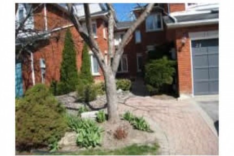 Use of lovely townhouse in Thornhil... — photo 9