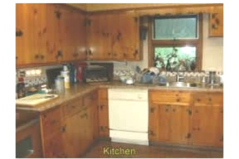 This is a 2 story, 3 bedroom house ... — photo 5