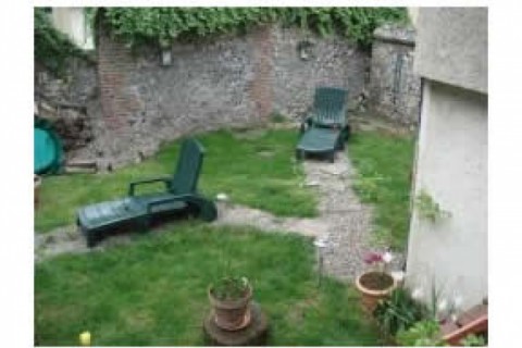 Voici un appartement en rez-de-chau... — photo 5