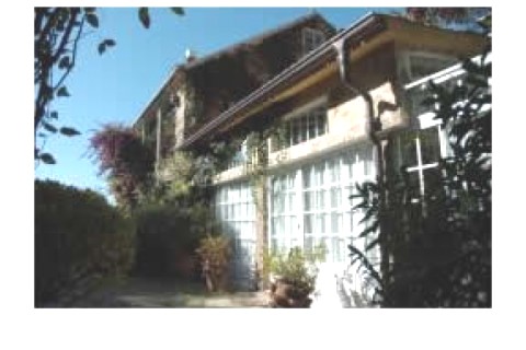 La casa es una construcción de pie... — photo 2
