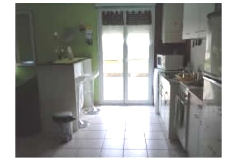 L'accès du bâtiment est sous visi... — photo 3