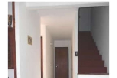 La casa esta dentro de una quinta e... — photo 16