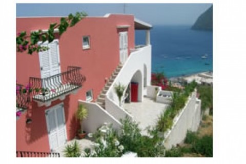 Villa sur l'île de Lipari en Italie — photo 5