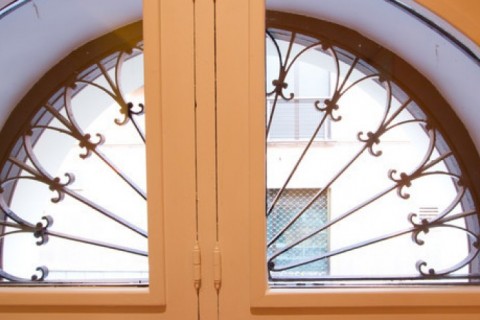 Centro historico de Madrid, apartamento con tres balcones — photo 7