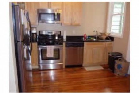 This is a three room/1 bathroom apa... — photo 11