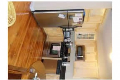 This is a three room/1 bathroom apa... — photo 8