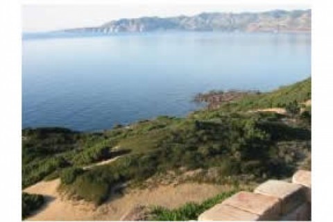 La casa e  posizionata sul golfo de... — photo 12
