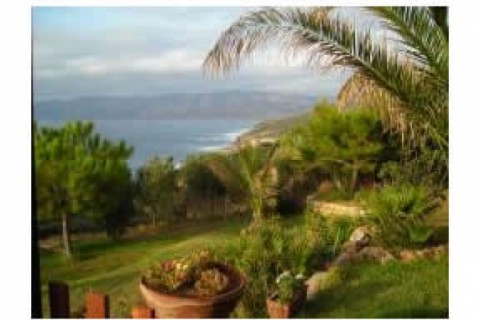 La casa e  posizionata sul golfo de... — photo 7