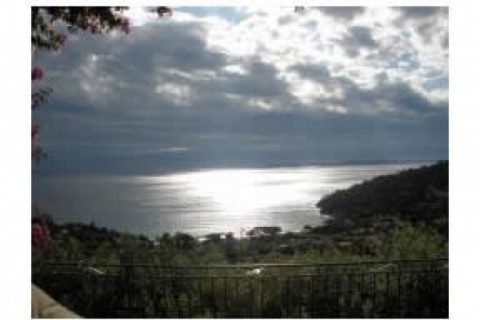 Maison dans le Lavandou — photo 9
