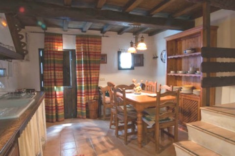 Casa de pueblo en Cáceres — photo 2