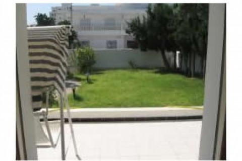 Villa dans un quartier très calme ... — photo 9