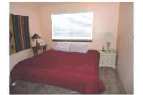 This large condo is located in a sm... — photo 7