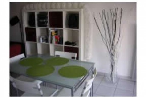 L'appartement fait 50 m2 et est com... — photo 4