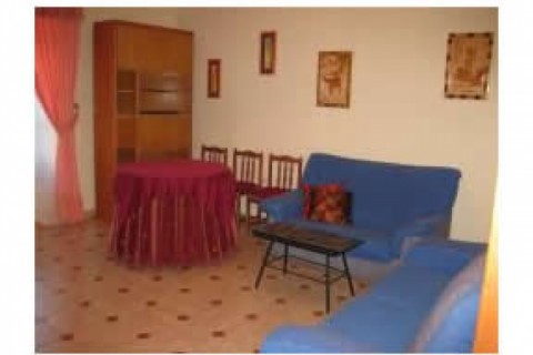 Salón y dormitorio de matrimonio c... — photo 2