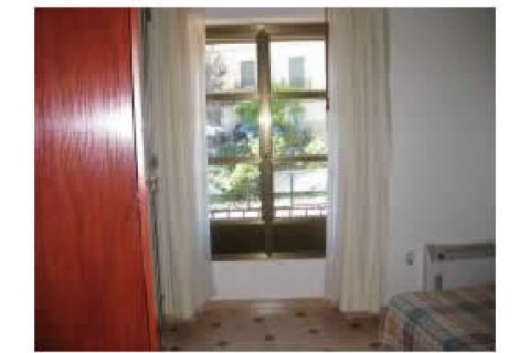 Salón y dormitorio de matrimonio c... — photo 7