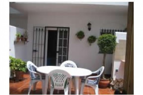 El apartamento cuenta con salón co... — photo 9