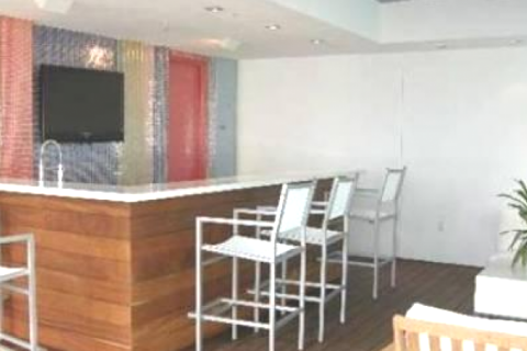 Beautiful condo in Downtown Miami — photo 6