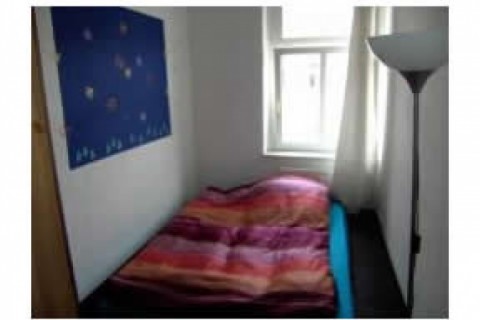 My apartment is a fully furnished 2... — photo 2