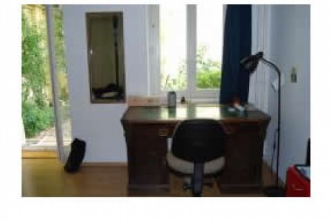 Small but beautiful apartment in Be... — photo 6