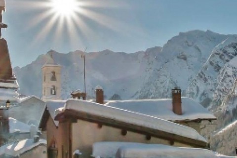 Studio dans le plus haut village d'europe a 2042m d'altitudes beau village de France — photo 7