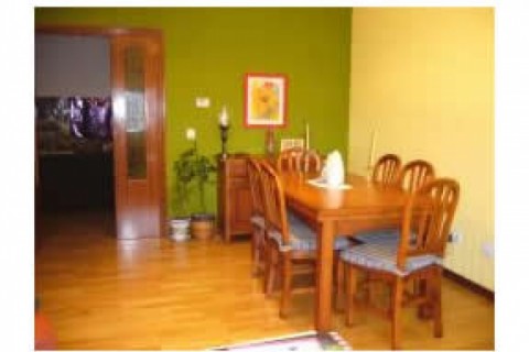 Friendly and modern three-bedroom a... — photo 3