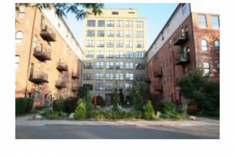 Converted Factory Loft in Historica... — photo 2